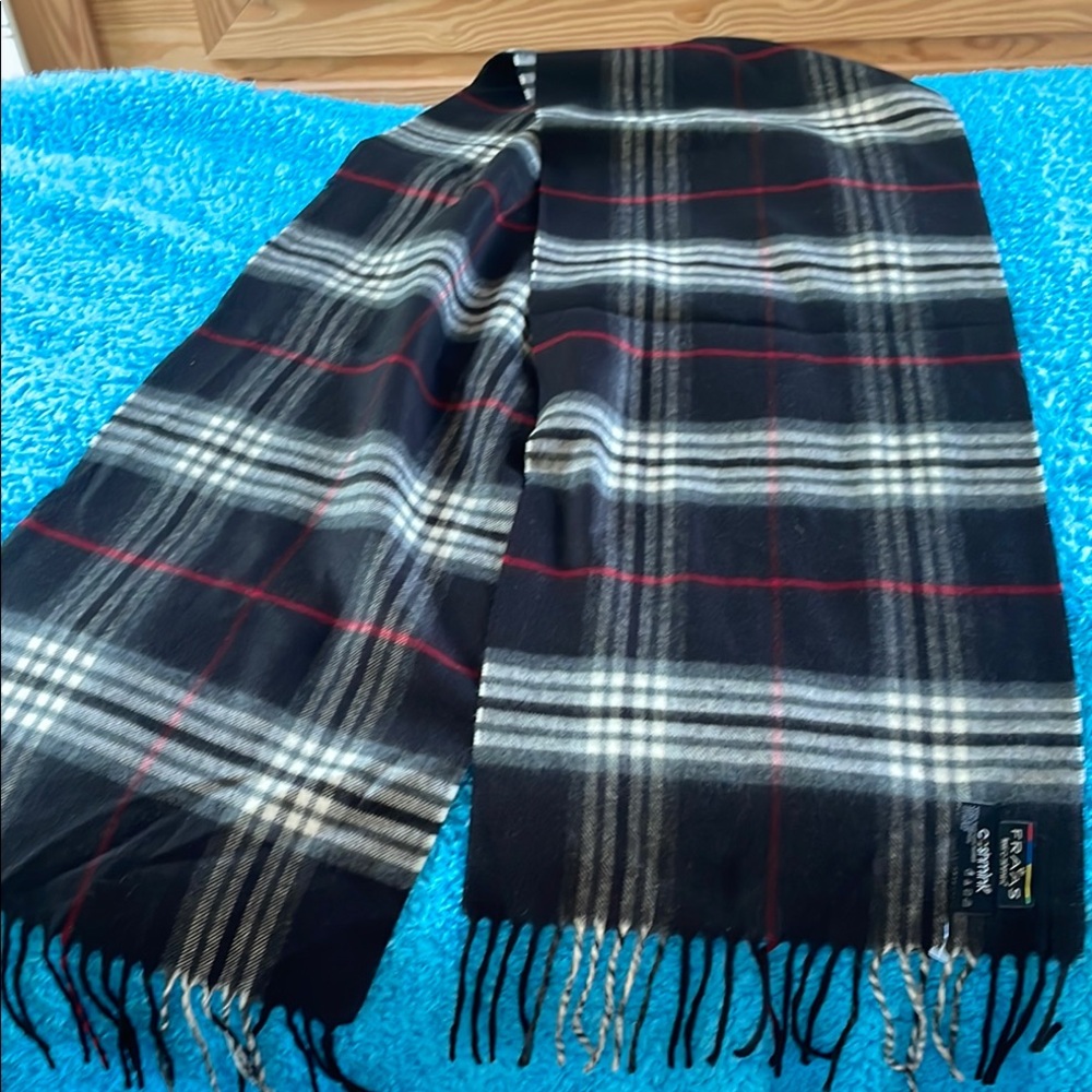 V. FRAAS Cashmink Black and Red Plaid Scarf with Fringe